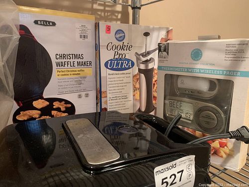 Lot #527 (1 of 15)