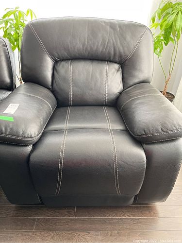 Lot #592 (1 of 9)