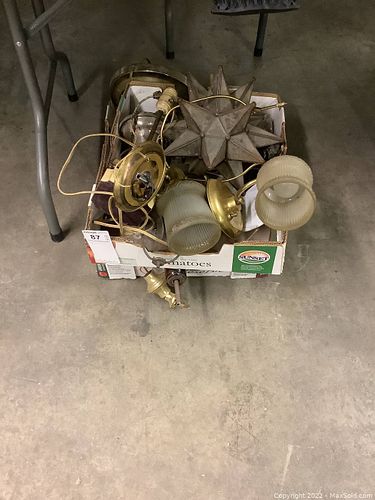 Lot #87 (1 of 7)