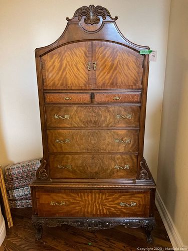 Lot #239 (1 of 17)