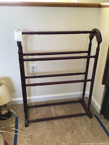 Lot #317 (1 of 7)