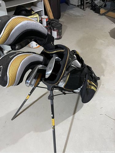 Lot #22 (1 of 7)