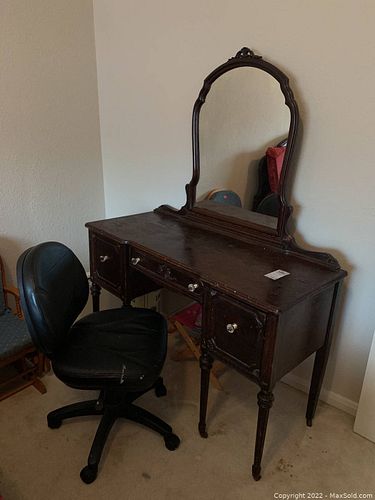 Lot #198 (1 of 19)