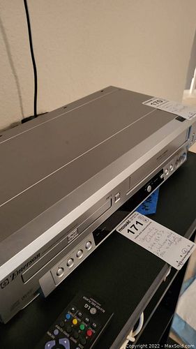 Lot #170 (1 of 4)