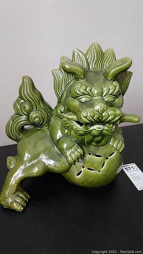Lot #571 (1 of 7)