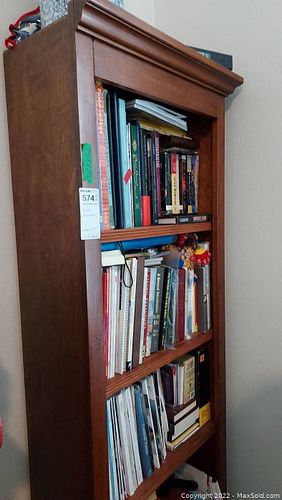 Lot #574 (1 of 8)