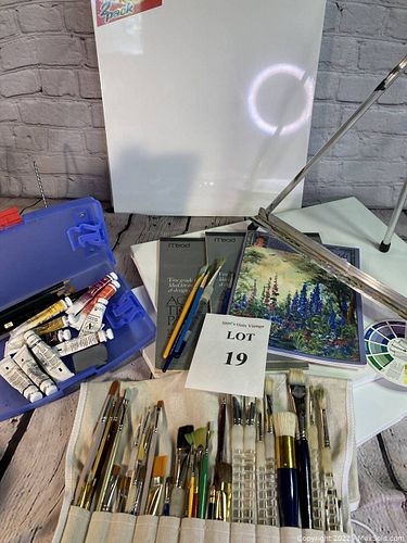 Lot #19 (1 of 9)
