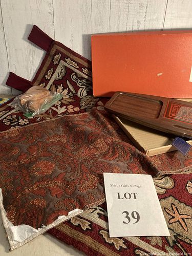 Lot #39 (1 of 8)