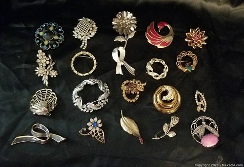 Lot #82 (1 of 4)