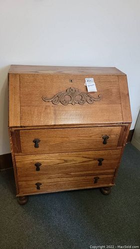 Lot #451 (1 of 18)