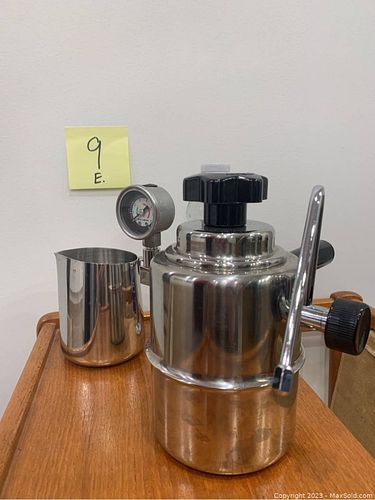 Lot #9 (1 of 6)