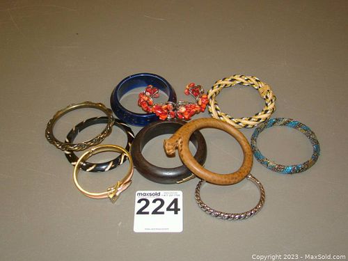 Lot #224 (1 of 4)