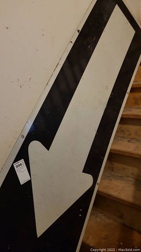 Lot #996 (1 of 4)