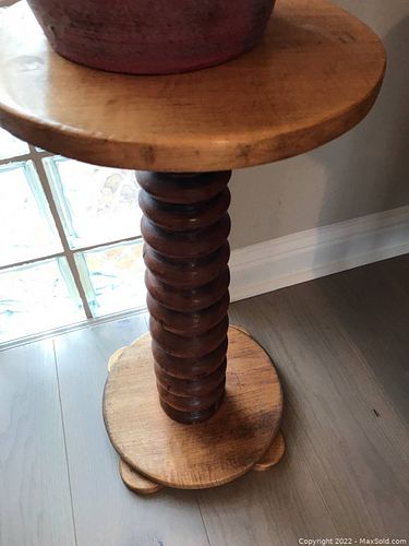 Lot #27 (1 of 10)