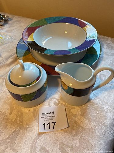Lot #117 (1 of 5)