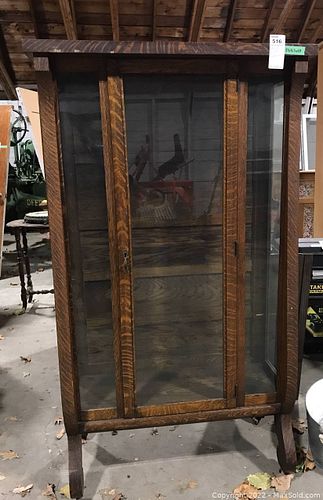 Lot #516 (1 of 10)