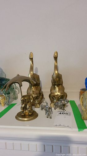 Lot #405 (1 of 12)