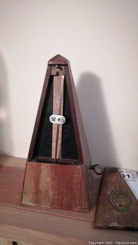 Lot #501 (1 of 7)