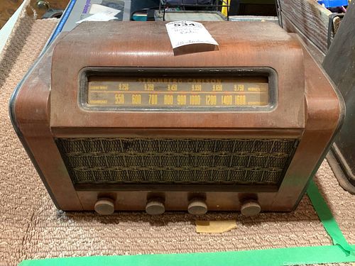 Lot #534 (1 of 8)
