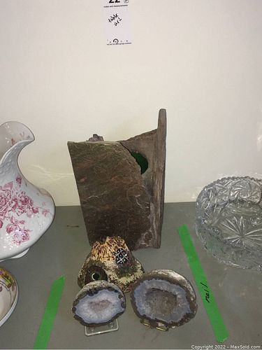 Lot #22 (1 of 8)
