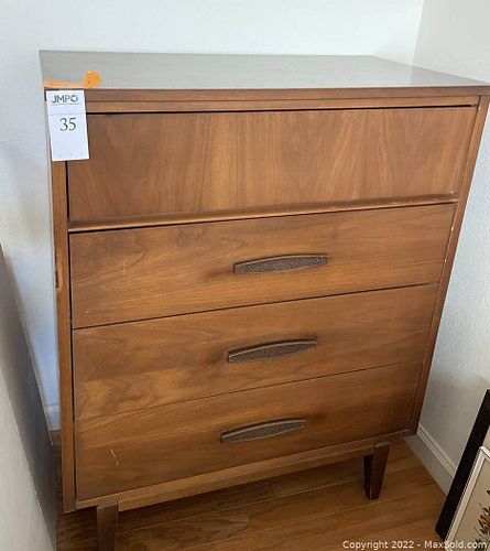 Lot #35 (1 of 14)