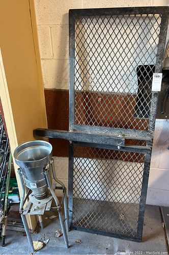Lot #189 (1 of 6)