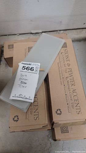 Lot #566 (1 of 5)