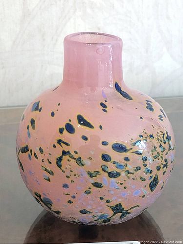 Lot #324 (1 of 6)