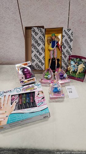 Lot #22 (1 of 13)