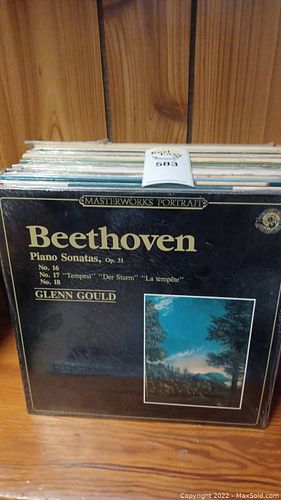 Lot #583 (1 of 20)