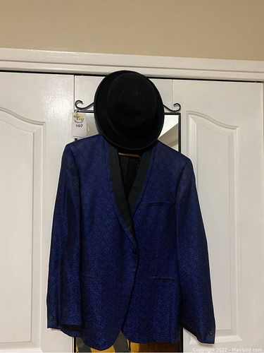 Lot #107 (1 of 11)