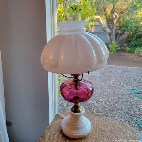 Lot #305 (1 of 4)