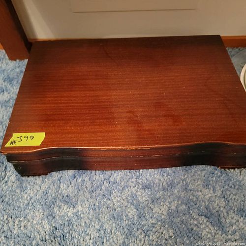 Lot #399 (1 of 4)