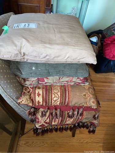 Lot #273 (1 of 16)