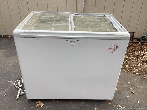 Lot #321 (1 of 4)
