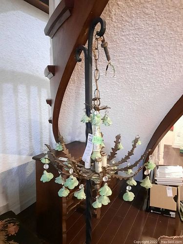Lot #424 (1 of 8)