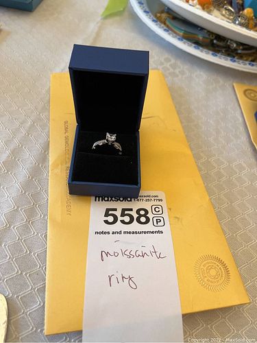 Lot #558 (1 of 8)