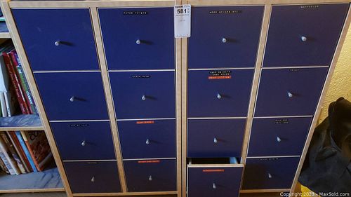 Lot #581 (1 of 6)