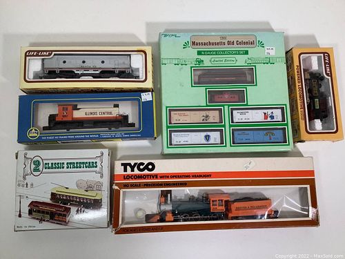 Lot #305 (1 of 10)