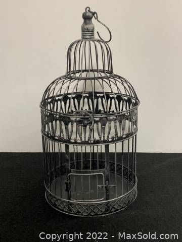 Lot #113 (1 of 5)