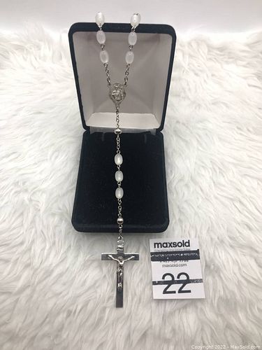 Lot #22 (1 of 5)