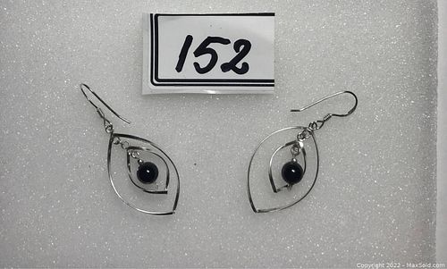 Lot #152 (1 of 4)