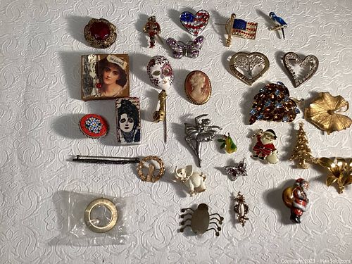 Lot #136 (1 of 5)