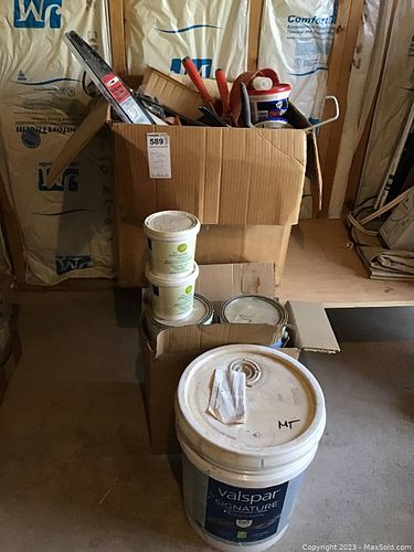 Lot #589 (1 of 17)