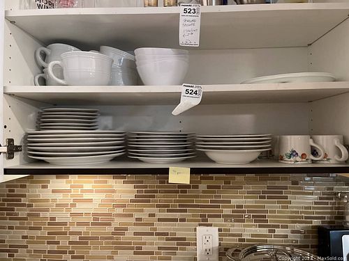 Lot #524 (1 of 7)