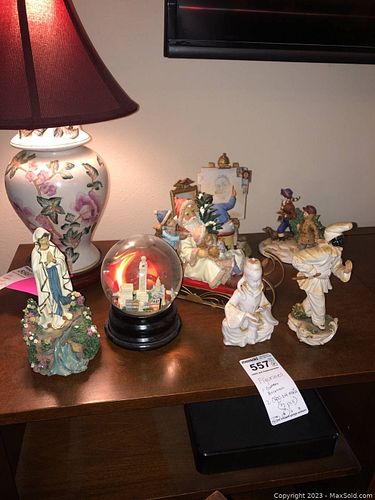Lot #557 (1 of 15)