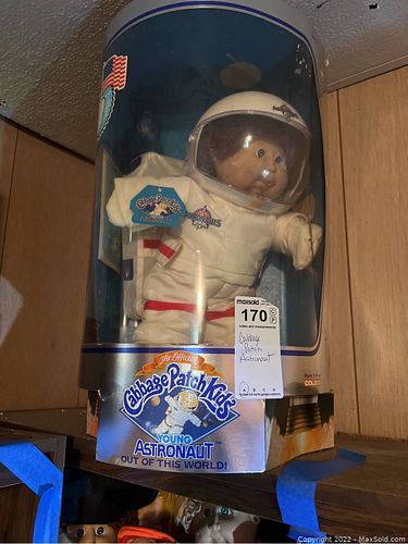 Lot #170 (1 of 6)