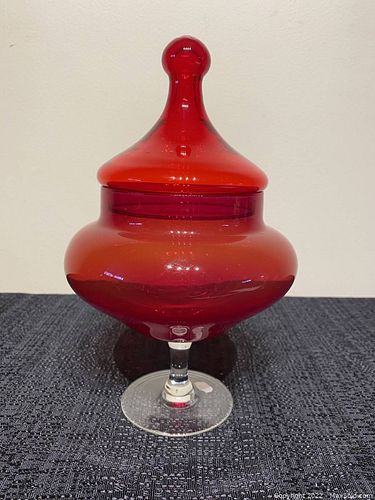 Lot #28 (1 of 17)
