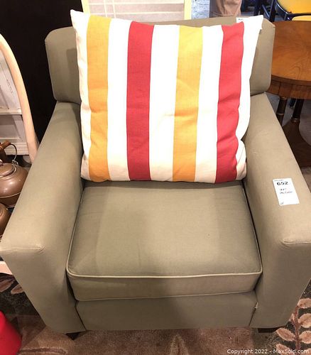 Lot #650 (1 of 11)