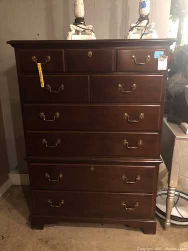 Lot #725 (1 of 13)